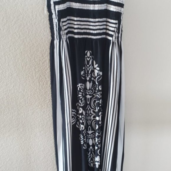 5th and Love, Black and White, Bohemian dress - Picture 2 of 2